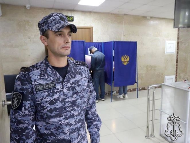 РОСГВАРДЕЙЦЫ ПРИНЯЛИ УЧАСТИЕ В ОБЕСПЕЧЕНИИ ОБЩЕСТВЕННОГО ПОРЯДКА В ХОДЕ ЕДИНОГО ДНЯ ГОЛОСОВАНИЯ