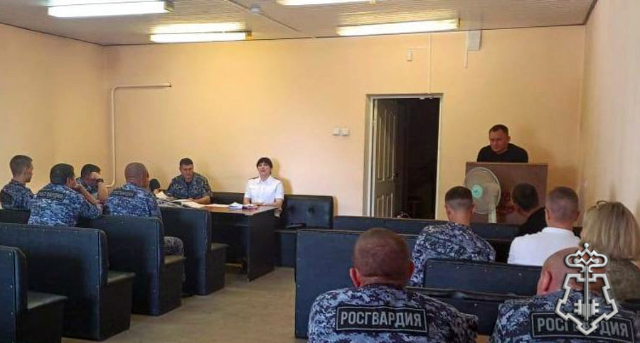 В Воронеже прошла встреча сотрудников Росгвардии с представителями регионального следственного управления СК России