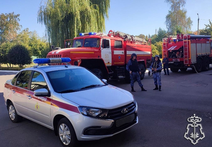 В Воронежской области Росгвардия провела пожарно-тактическую тренировку в школе