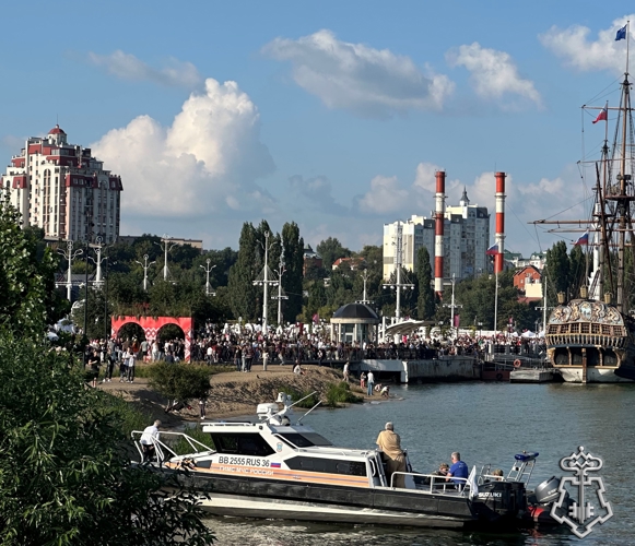 Росгвардия обеспечила в Воронеже безопасность Международного фестиваля садов и цветов «Город-Сад»