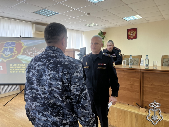Лучших специалистов вневедомственной охраны наградили в Воронеже 
