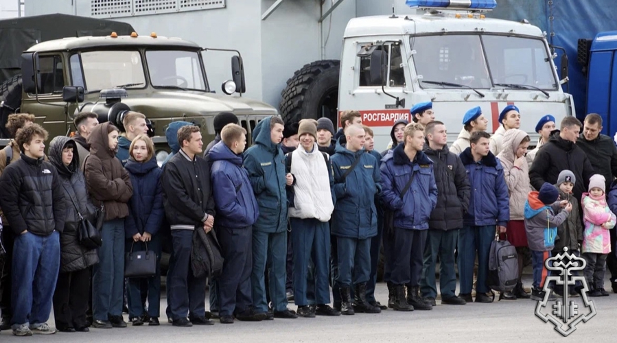 Патриотическую акцию «Открытая Росгвардия - Всероссийский день призывника» провели росгвардейцы в Воронеже