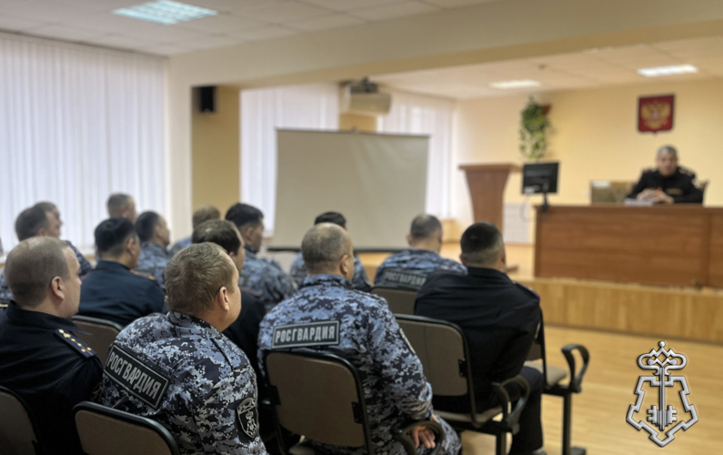 В Управлении вневедомственной охраны по Воронежской области прошел семинар для командиров и заместителей рот регионов