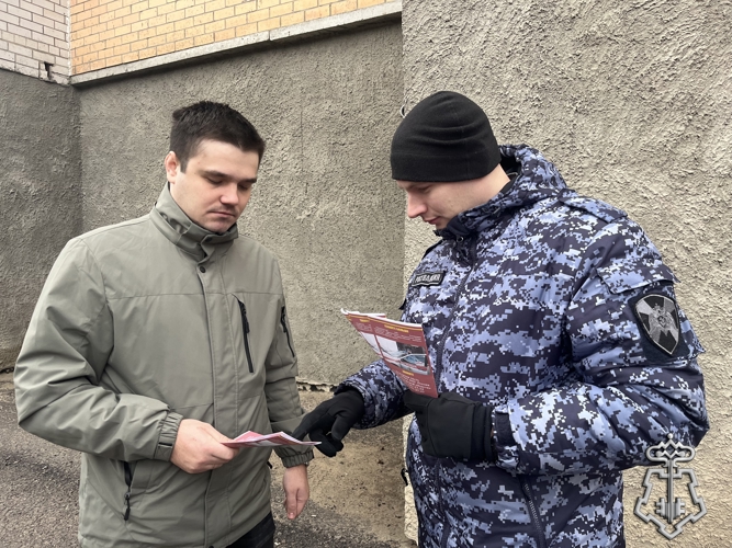 В Воронеже росгвардейцы проводят акцию «Безопасный Новый Год»