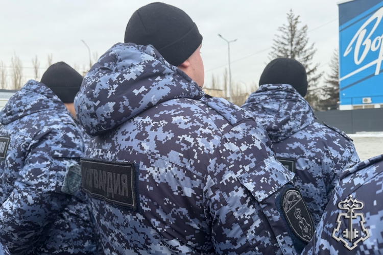 СОТРУДНИКИ РОСГВАРДИИ ВОРОНЕЖА ОБЕСПЕЧИЛИ БЕЗОПАСНОСТЬ НА ФУТБОЛЬНОМ МАТЧЕ