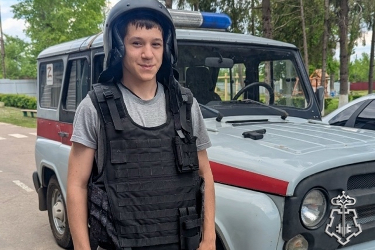 Представитель Росгвардии провёл беседу в социально-реабилитационном центре для несовершеннолетних в Воронежской области 