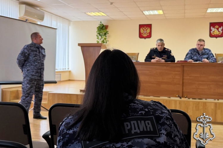 В УПРАВЛЕНИИ ВНЕВЕДОМСТВЕННОЙ ОХРАНЫ ВОРОНЕЖСКОЙ ОБЛАСТИ ПРОШЛА АТТЕСТАЦИЯ СОТРУДНИКОВ