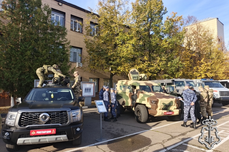 Сотрудники вневедомственной охраны Воронежской области приняли участие в учебно-методическом сборе с выпускниками вузов 2026 года