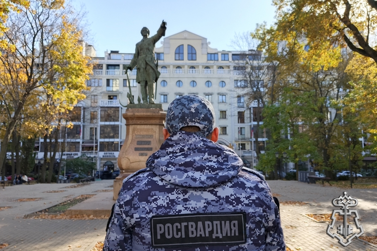 Более 210 раз за прошедшую неделю росгвардейцы в Воронежской области выезжали по сигналу "Тревога"